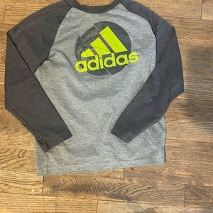 Adidas boys size 7 shirt